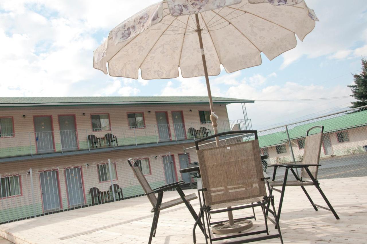 Sunset Motel Creston Exterior photo